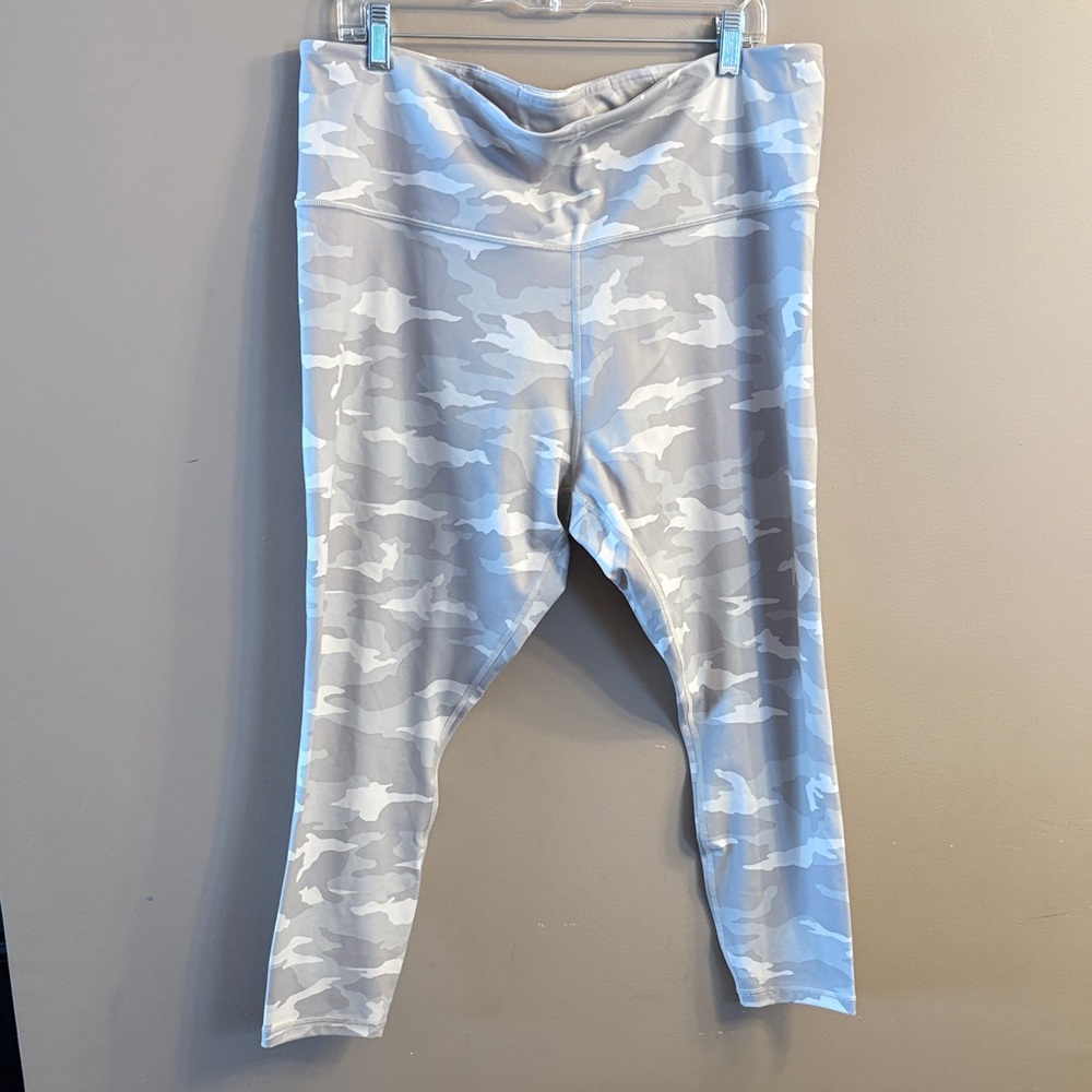 Athleta Light Gray Camouflage Womens Leggings 2X